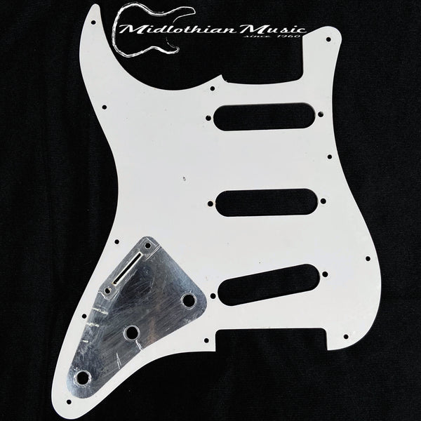 Fender Stratocaster - White Pickguard USED