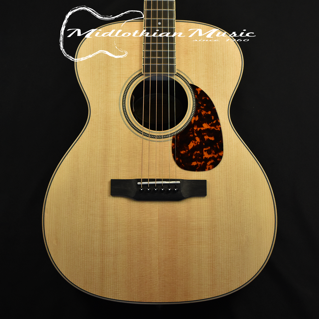 Larrivee Recording Series OM-03R - Acoustic/Electric Guitar w/Element
