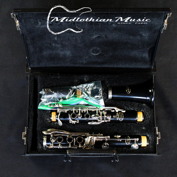 Vito Reso-Tone USA Plastic Clarinet #7212 S/N 044270
