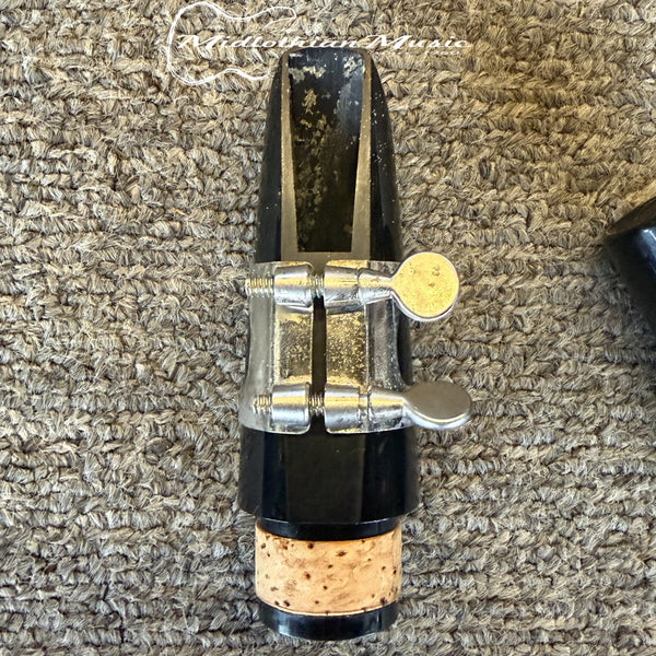 Borg Bb Student Clarinet Outfit (Sold As Is!) USED