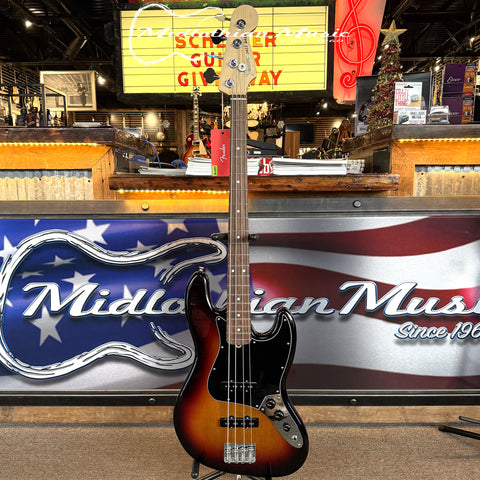 Fender USA - 2018 American Professional 4-String Jazz Bass - 3 Tone Sunburst - w/Gig Bag USED