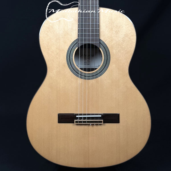 Alvarez - AC70 Artist Series - Classical Nylon String Acoustic Guitar - Natural Gloss Finish