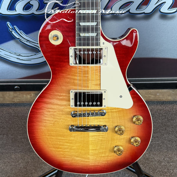 Gibson 2025 Les Paul Standard - 50s Plain Top - Dark Cherry Sunburst w/Case USED