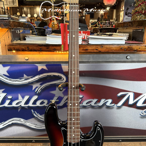 Fender USA - 2018 American Professional 4-String Jazz Bass - 3 Tone Sunburst - w/Gig Bag USED