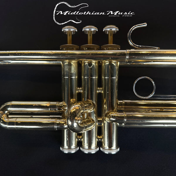 Bach - TR300 Pre-Owned Trumpet w/Bach 7C Mtpc. - Good! #A35077