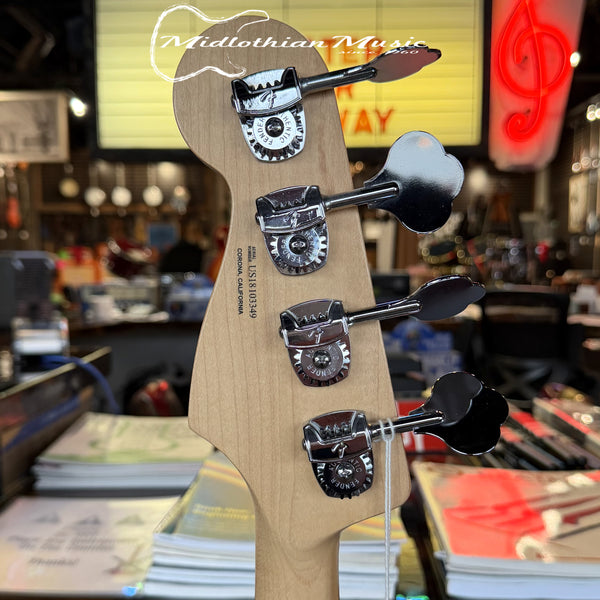 Fender USA - 2018 American Professional 4-String Jazz Bass - 3 Tone Sunburst - w/Gig Bag USED