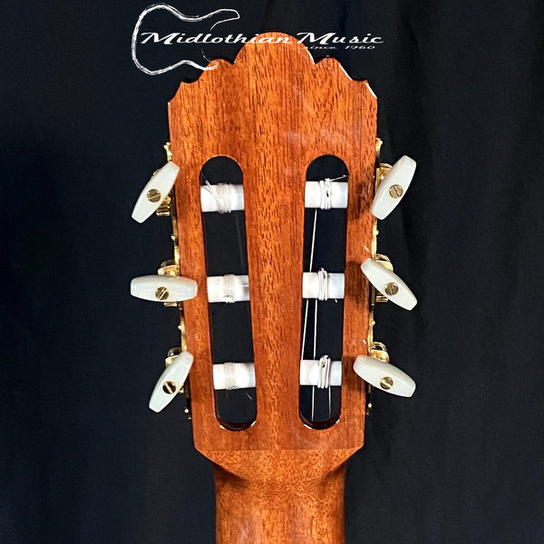 Yamaha GC32C Classical - 6-String Nylon Guitar - Natural Gloss Finish w/Case