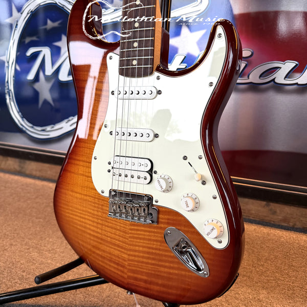 Fender - 2014 Deluxe Stratocaster Plus Top HSS + IOS Connectivity w/Gig Bag & Cable USED