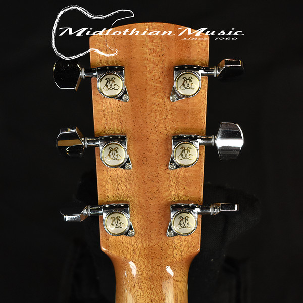 Larrivee OM-09 Custom Silver Oak - Acoustic Guitar w/Case